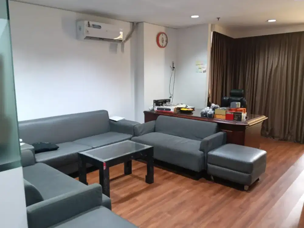 Disewakan ruko cbd pluit emporium ada 6 lantai min sewa 2 tahun siap nego