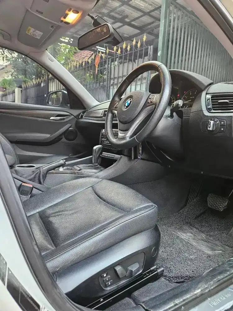 Bmw X1 2015 kondisi siap pakai