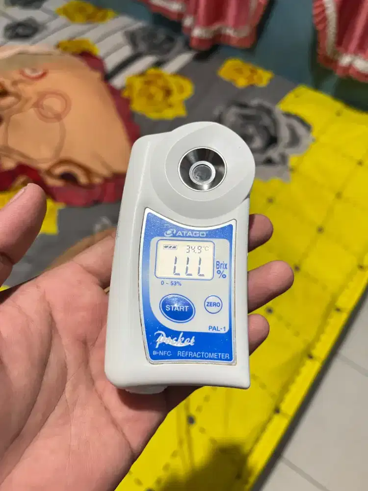 Refractometer ATAGO