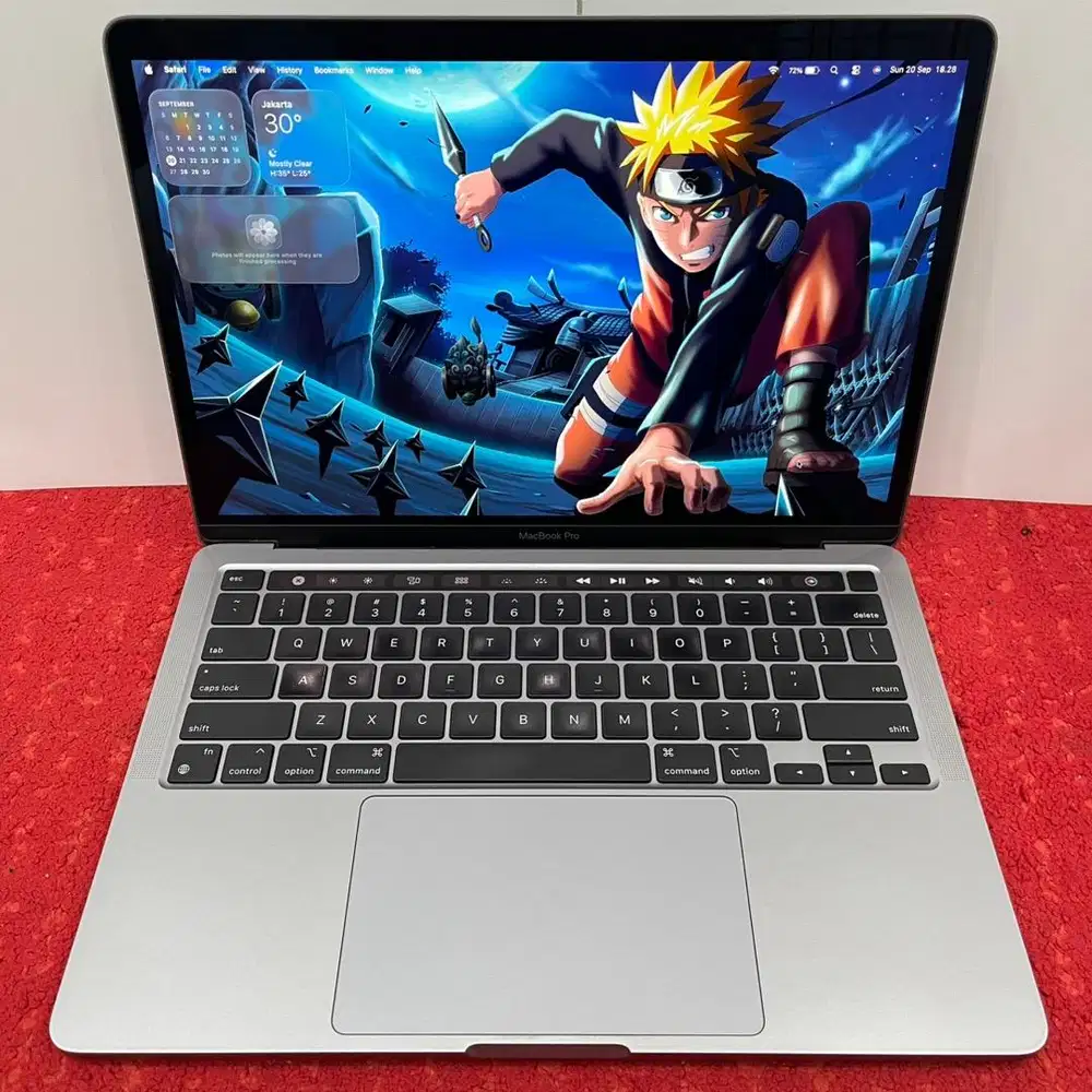 Macbook Pro 13 inch, M2 2022 24/ 1 TB Space Gray