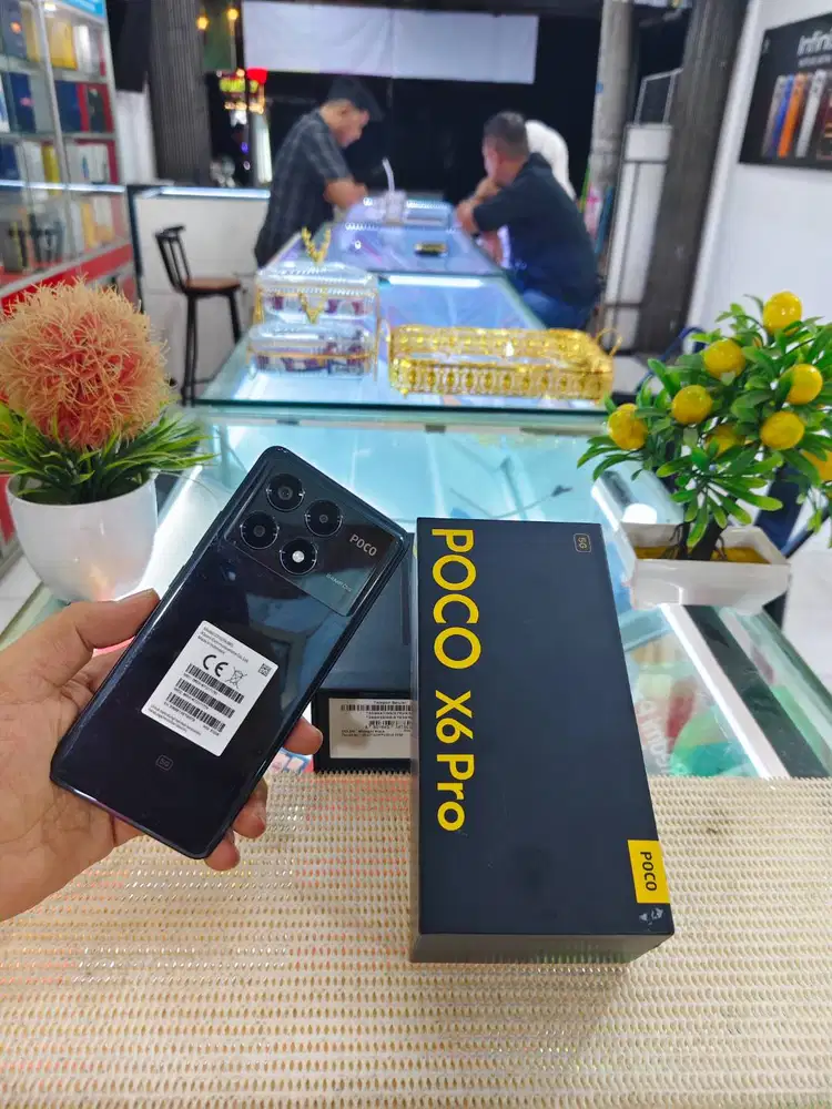 Poco X6 Pro 5G Ram 12+12Gb/ 512Gb Fullset Mulus Ori 100% Bergaransi