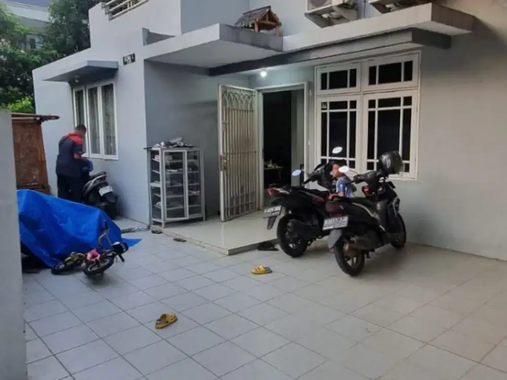 RUMAH HOEK 2 LT HARGA NJOP DI SUNTER BISMA JAKARTA UTARA
