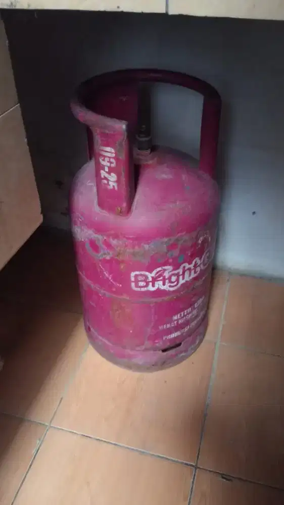 Gas elpiji 12kg pink