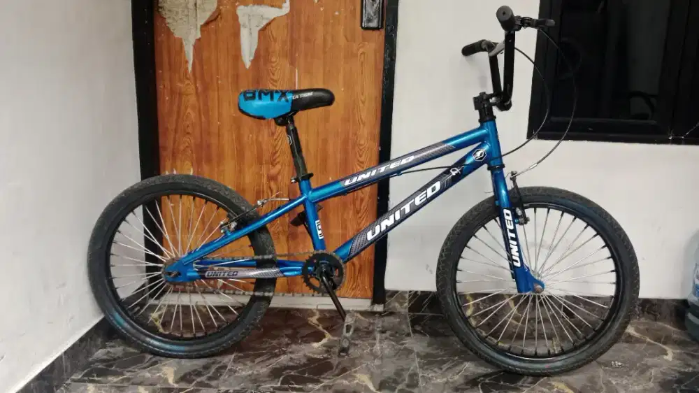 Sepeda BMX size 20