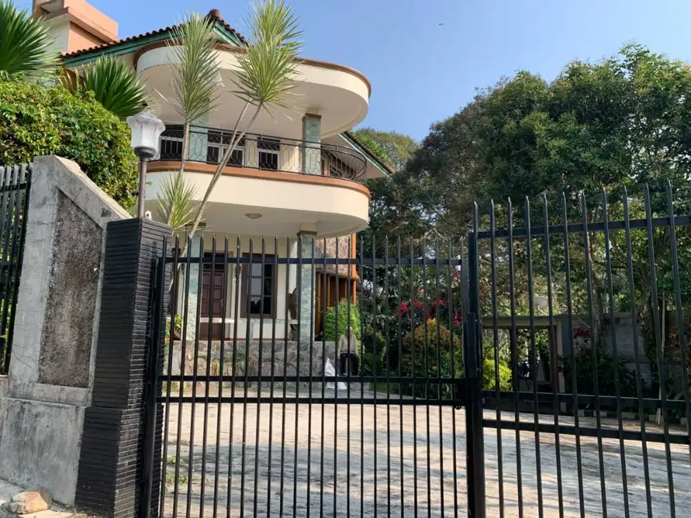 Dijual Villa Hijau Family