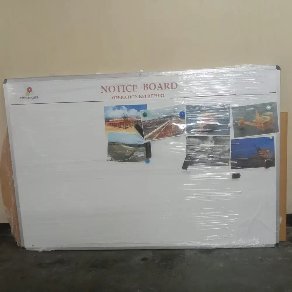 Papan Tulis Whiteboard Magnetik gantung