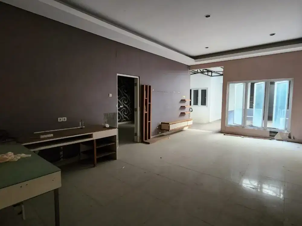RUMAH DIJUAL DEKAT TAMAN JAYA WIJAYA SOLO MOJOSONGO
