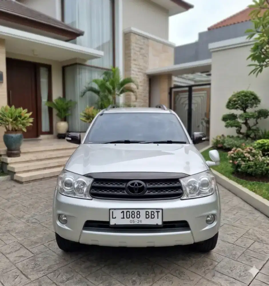 FORTUNER G DIESEL MATIC 2010 ISTIMEWA