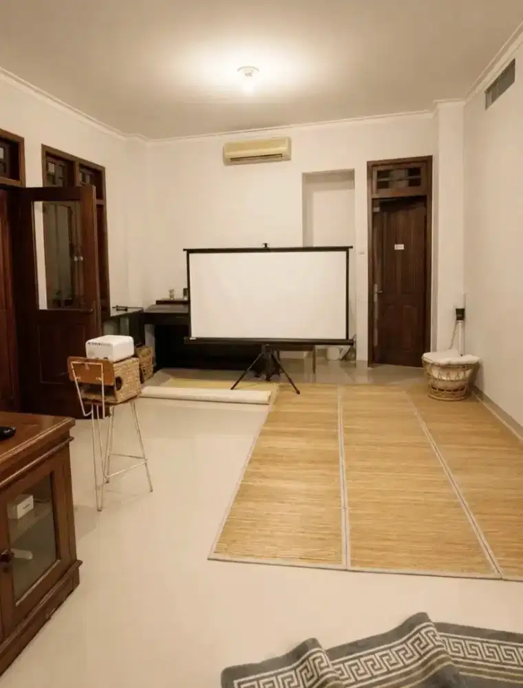 SEWA VIRTUAL OFFICE /STUDIO KHUSUS WEEKDAY 6 JAM KERJA