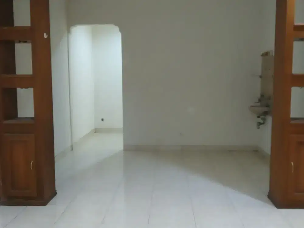Rumah dalam Komplek Cipete Selatan ,MPR , Lt, 155m /Lb, 150 m, 2 lantai , 5,3 M