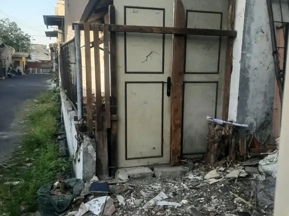 GUDANG HITUNG TANAH DI PLOSO TIMUR