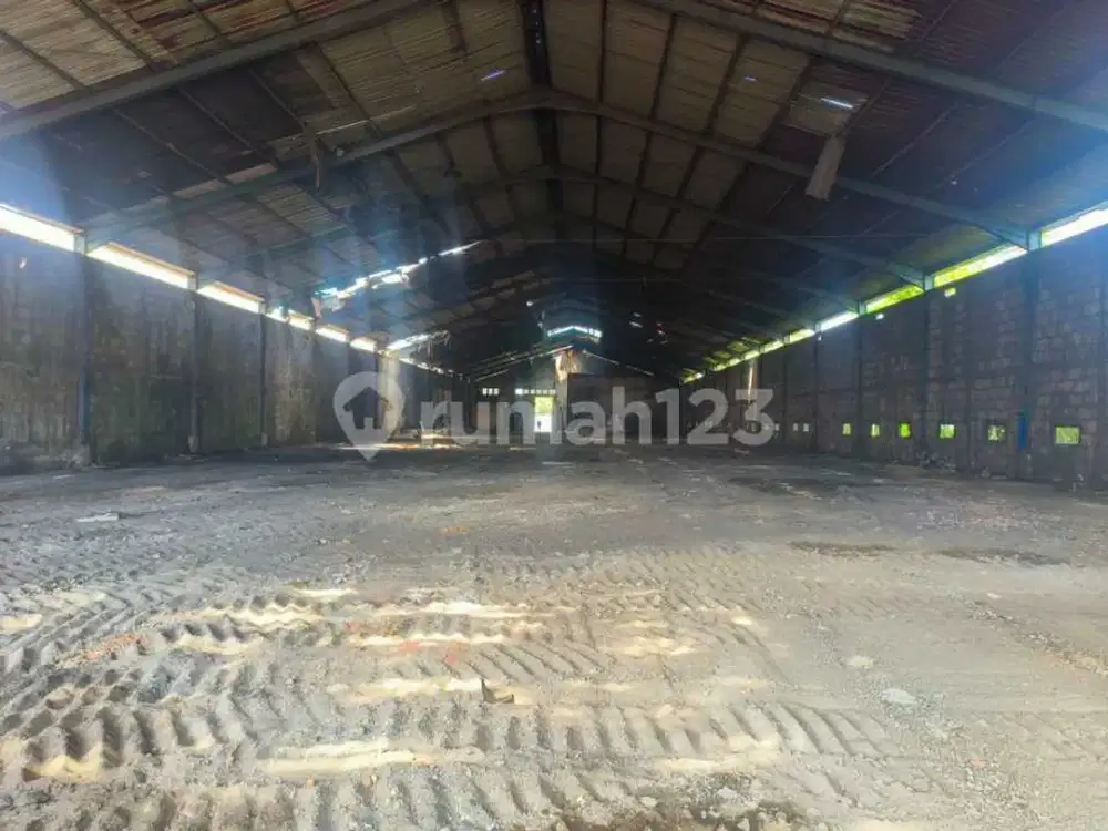 Gudang 5000M2 Industri Pengecoran Logam Klaten Jawa Tengah Siap Operasional