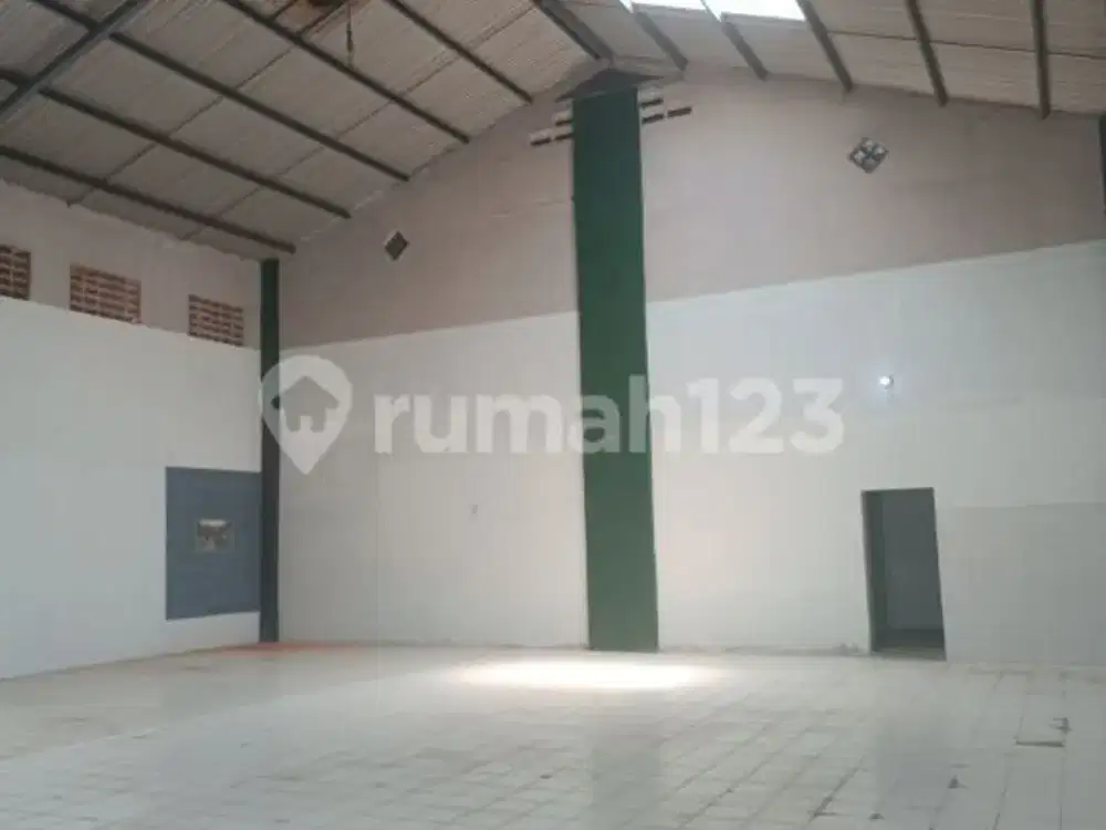 Sewa Gudang Bagus 300M2 Daan Mogot Dekat Tol Bandara