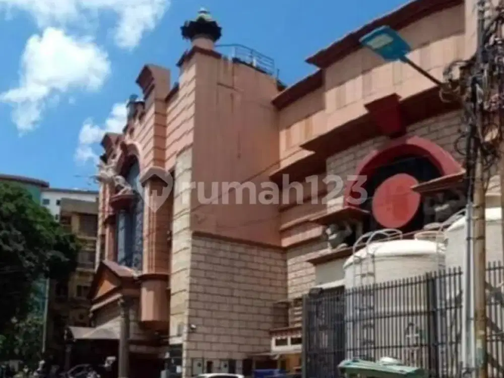 Dijual 13 Ruko Gandeng Ex Stadium Hayam Wuruk Jakarta Barat Lokasi Super Emas Sangat Strategis Cocok Investasi Besar Kode Listing Helena
