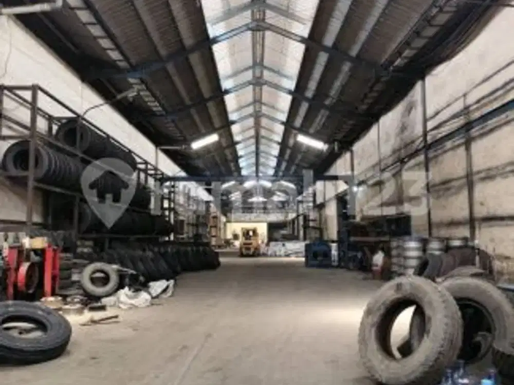 Dijual Pabrik Husein Sastranegara 8000M²
