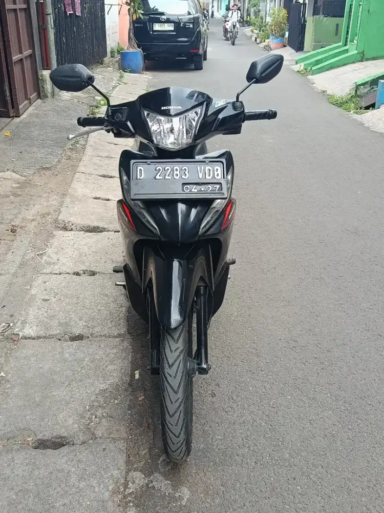 Revo FI 2017 CW  mesin bagus standaran
