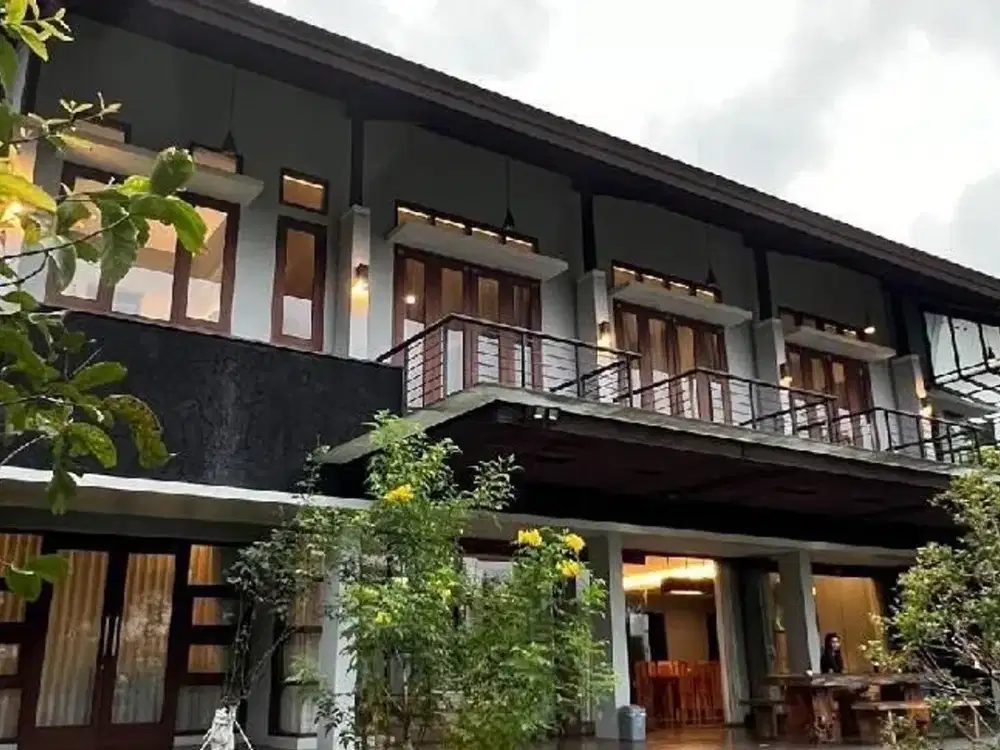 Exclusive Luxury Villa Dago Resort: Hunian Megah, Pemandangan Indah
