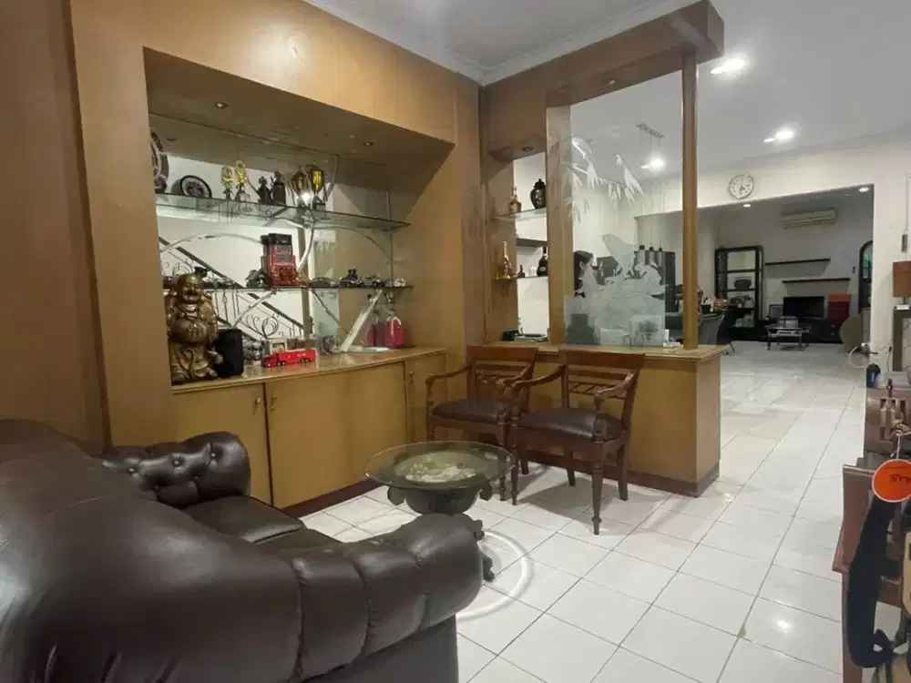 Dijual Rumah Taman Grisenda Pik1, Uk. 9X19, 2 Lantai, 3+1 KT, SHM, Rp 5.9 M Nego