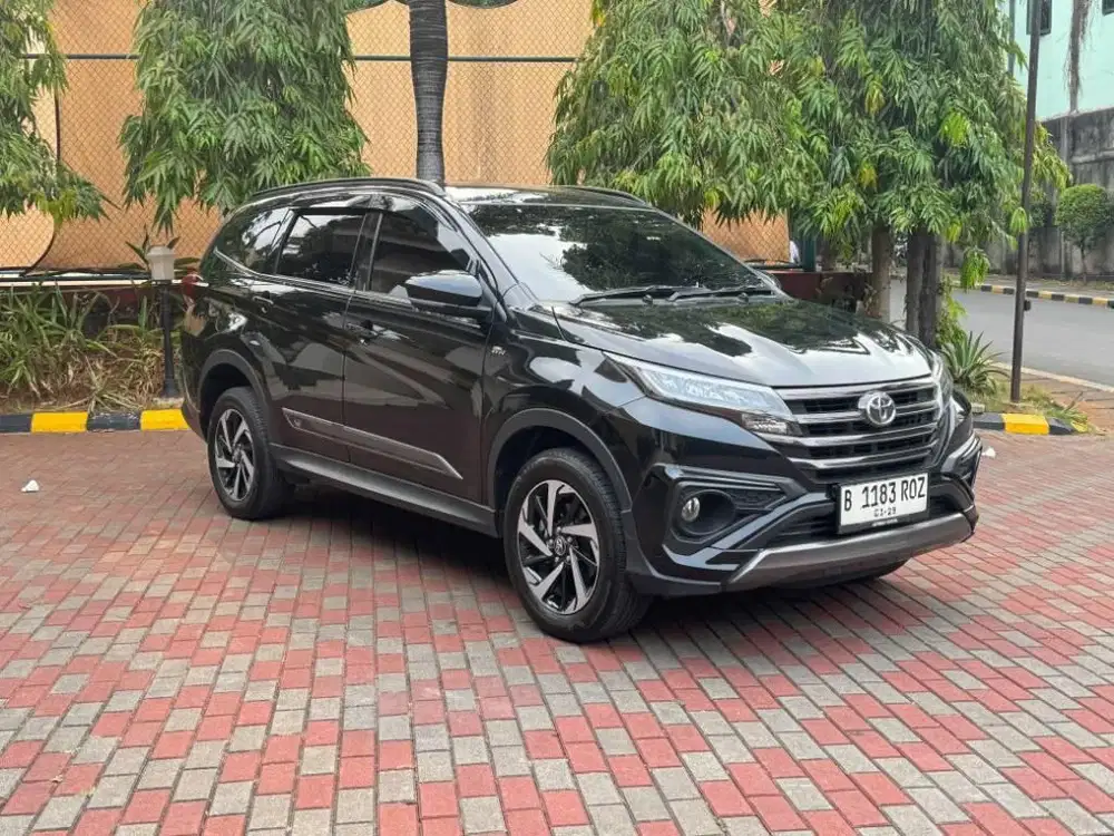 Toyota Rush GR 2024 km 24rb kondisi ciamik