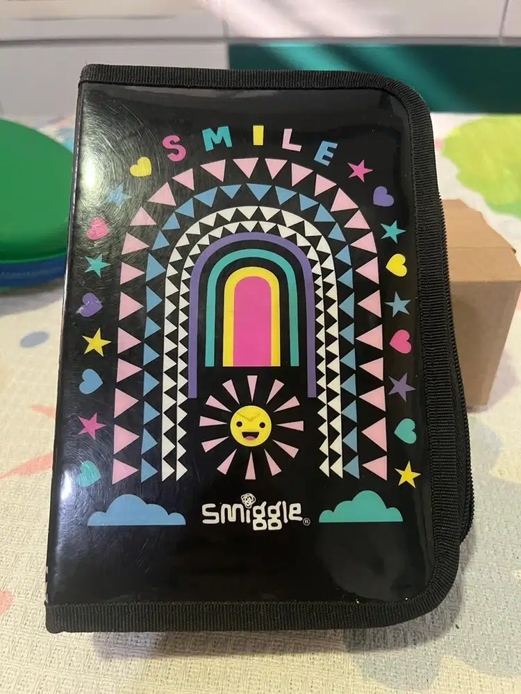 Tempat Pensil Smiggle