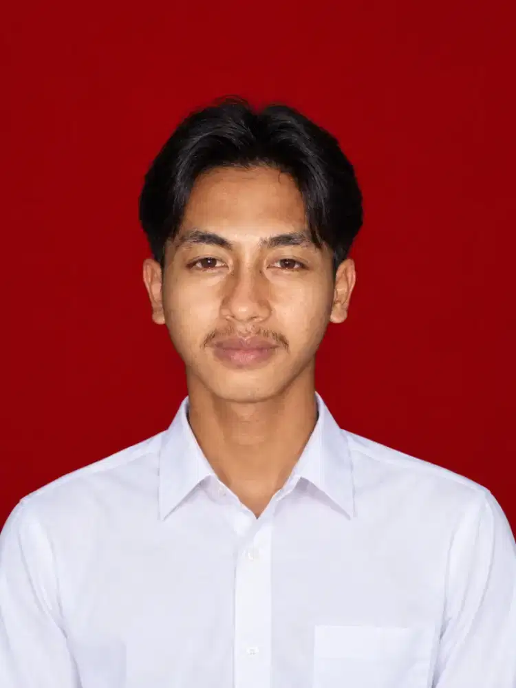Bismillah nyari kerjaan sukur sukur kalo ada yang gajinya harian..