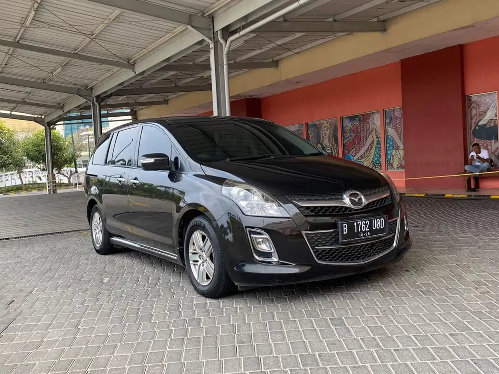Mazda 8 2011 Automatic