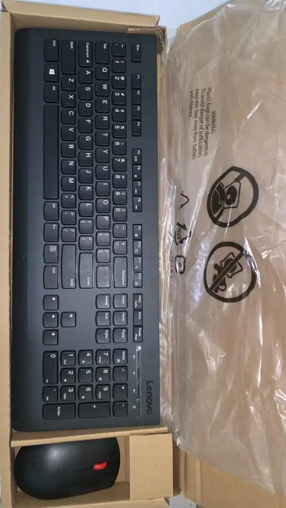 Lenovo Essential Wireless Keyboard and Mouse Combo