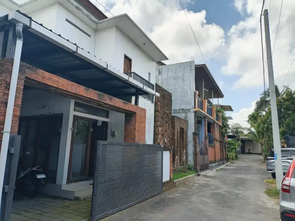 Di jual rumah jalan A Yani utara , DPS, Bali