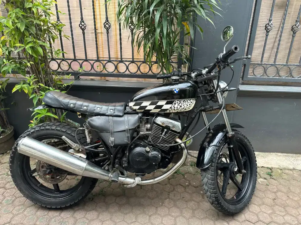 custom thunder 125