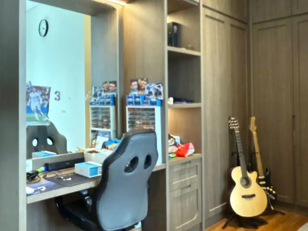 Rumah Hook Banci Mewah Kawasan Symphonia Lake View Mozart Gading Serpong
