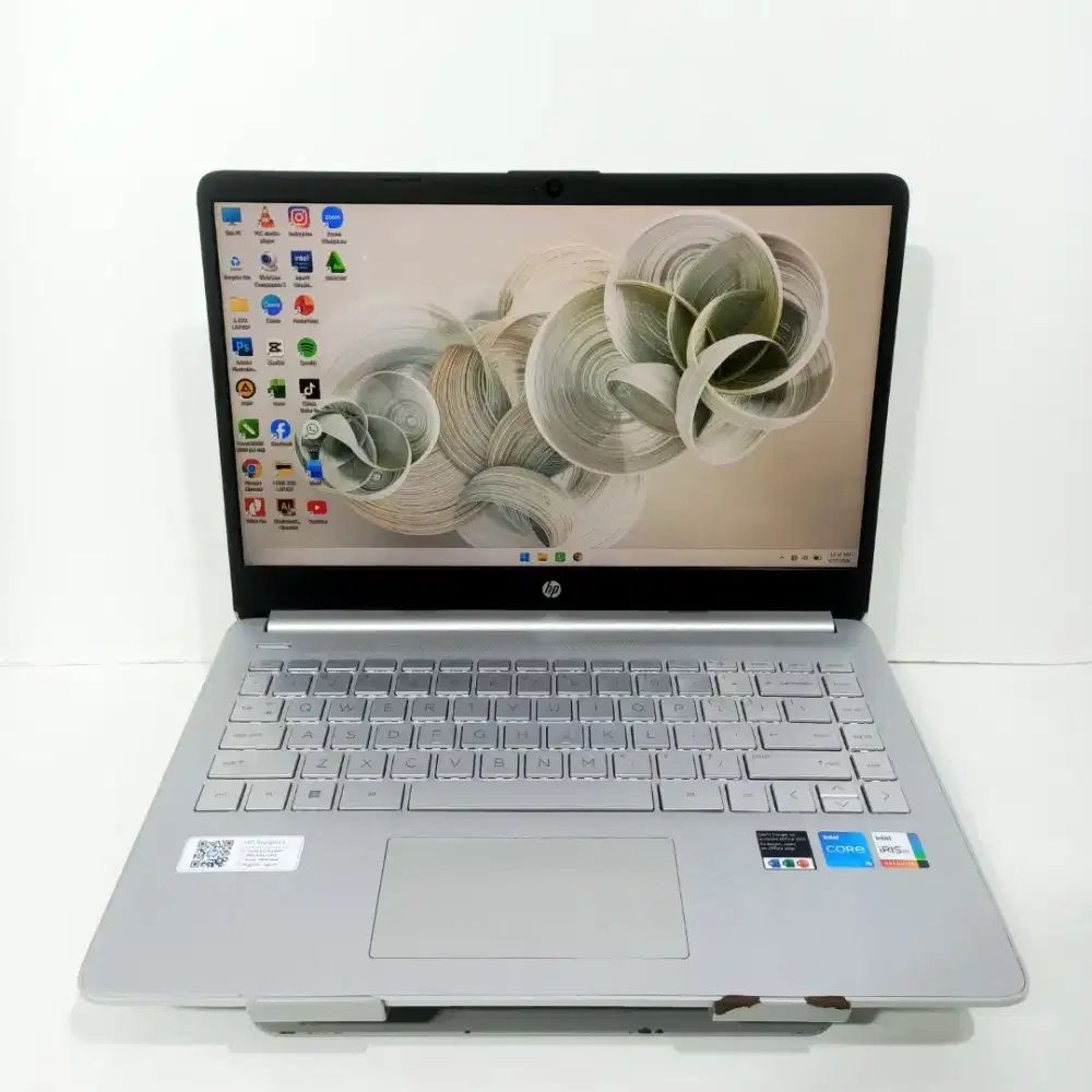 LAPTOP HP 14s - dq4016TU