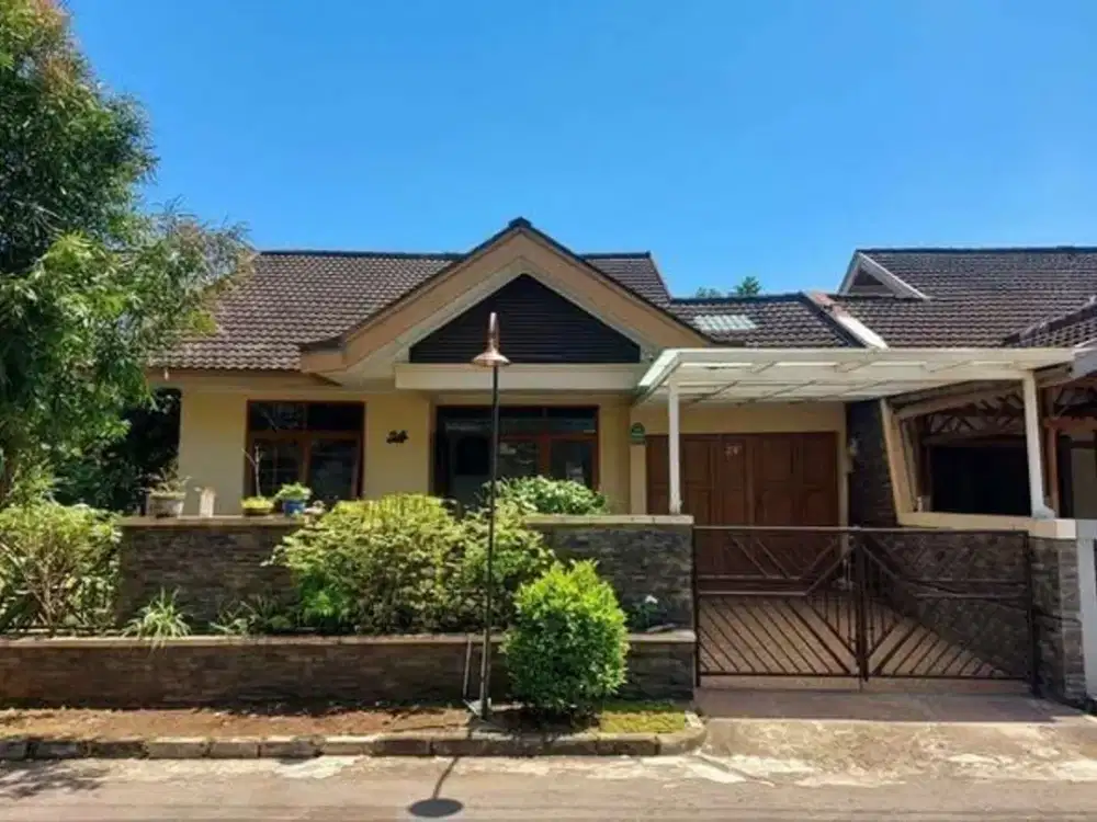Dijual Rumah Terawat Siap Huni di BKR Kembar