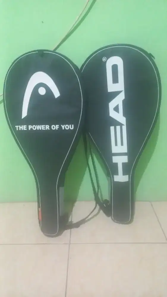 Raket tenis head