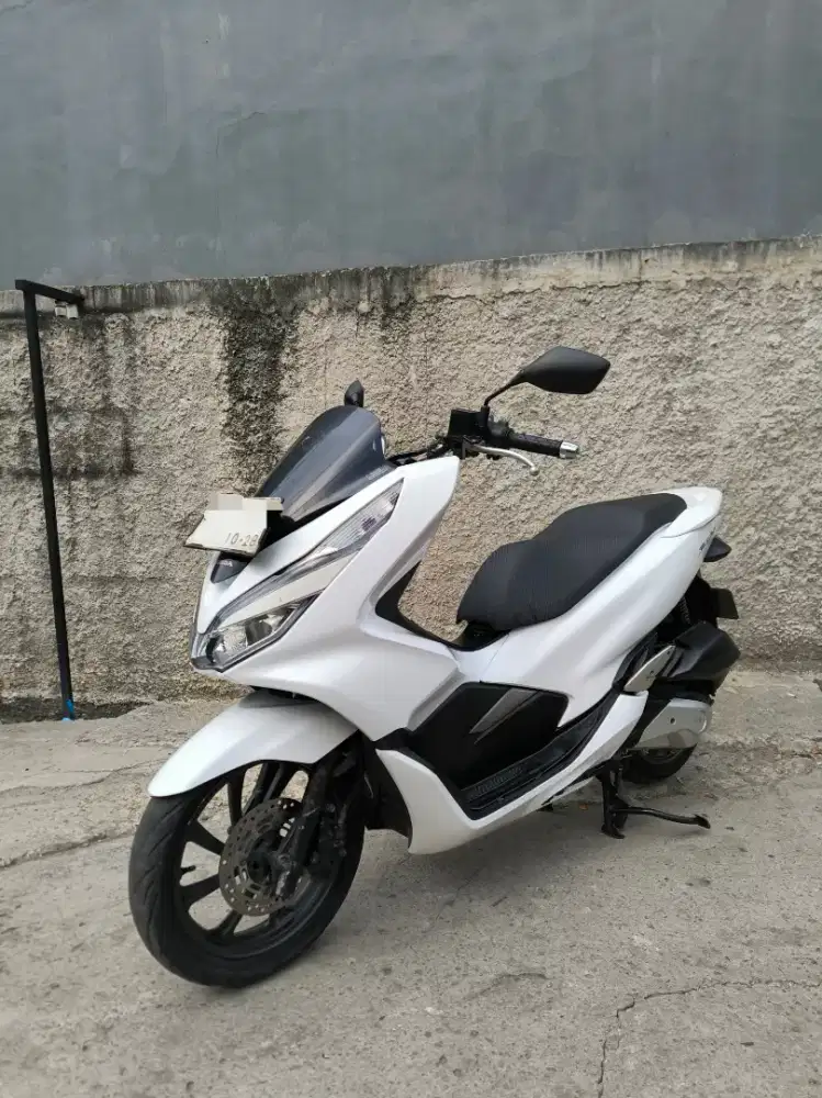 Honda pcx tahun 2018