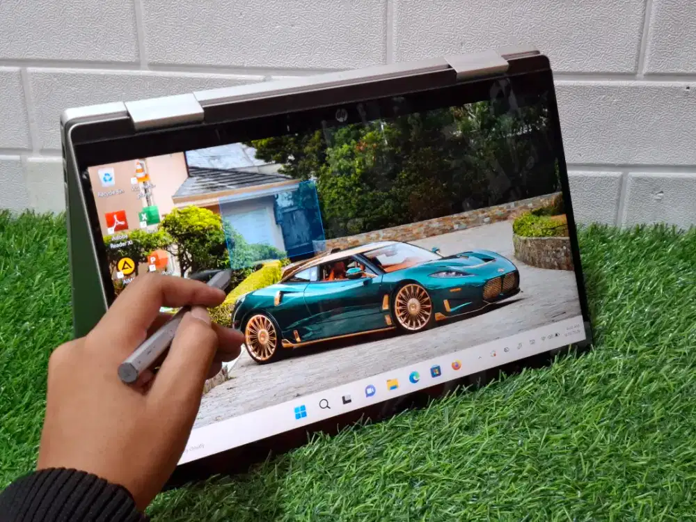 Laptop  HP Pavilion x360 2-in-1 Laptop 14-ek0xxx  Touchscreen