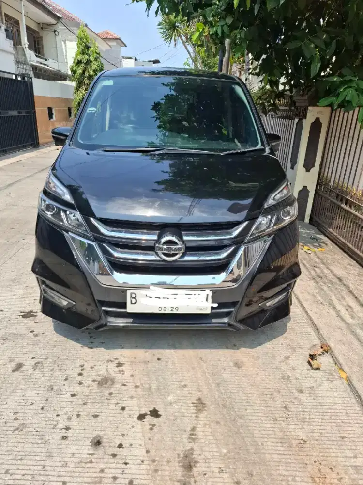 Serena hws 2019 hitam