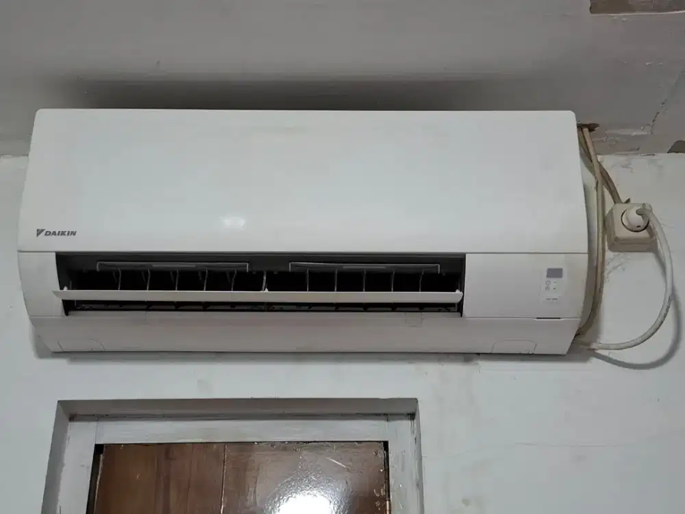 Ac daikin 1/2pk