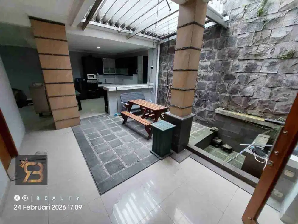 rumah 3lantai lokasi strategis di cluster syp dago bandung kota