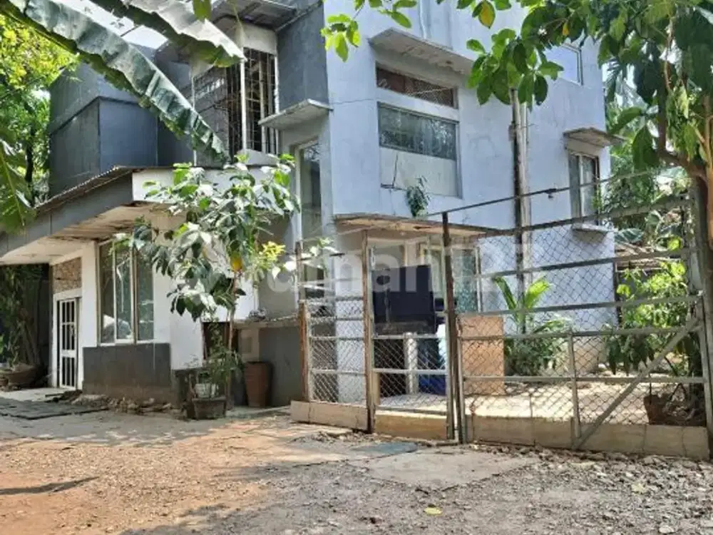 Dijual Rumah Hitung Tanah Bonus Kost-Kostan di Lokasi Premium Kemanggisan