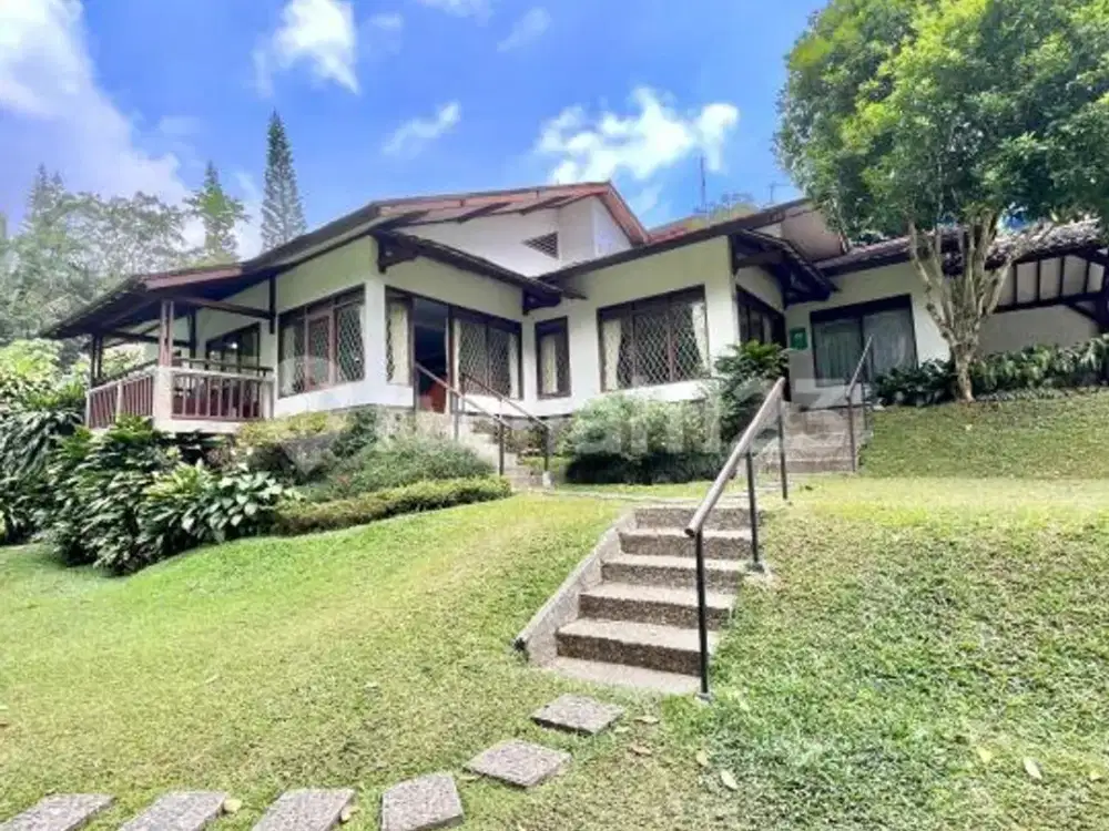 Dijual Villa Bagus di Cisarua Bogor Dibawah NJOP