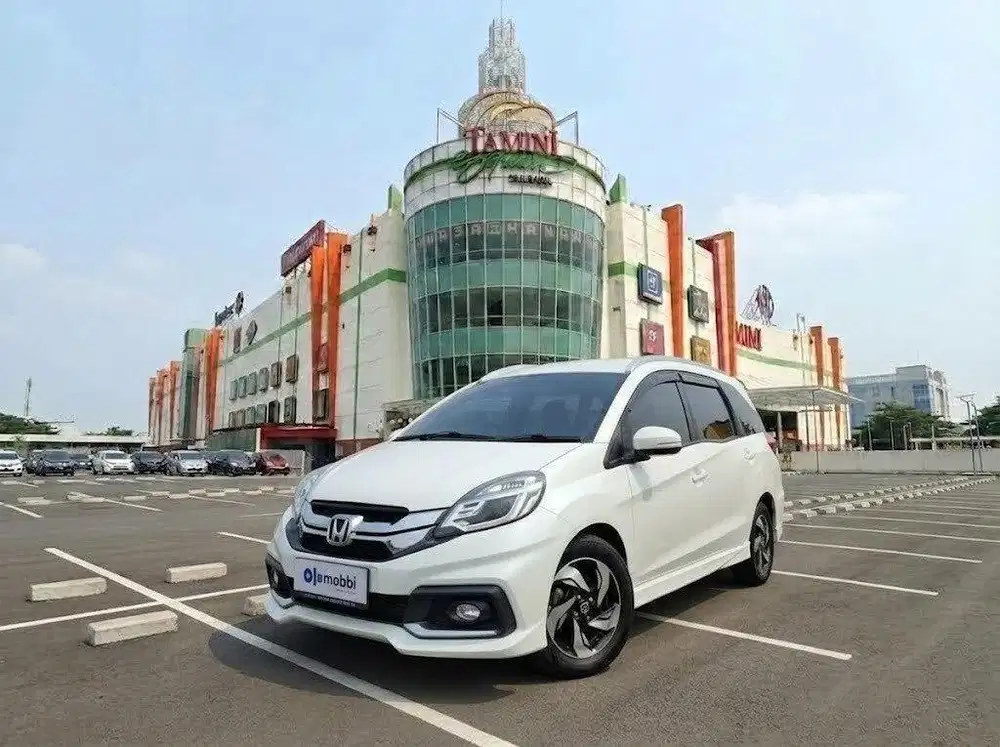 DP RENDAH - Honda Mobilio 2015 UYQ