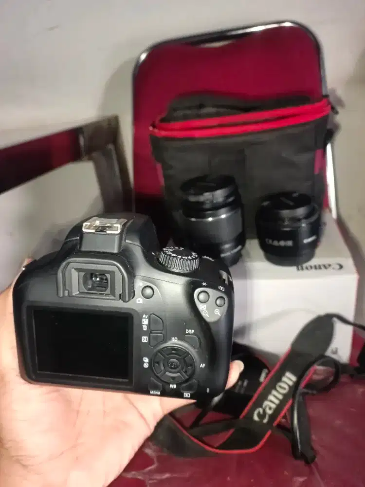 Canon 3000d lensa kit + fix 50mm