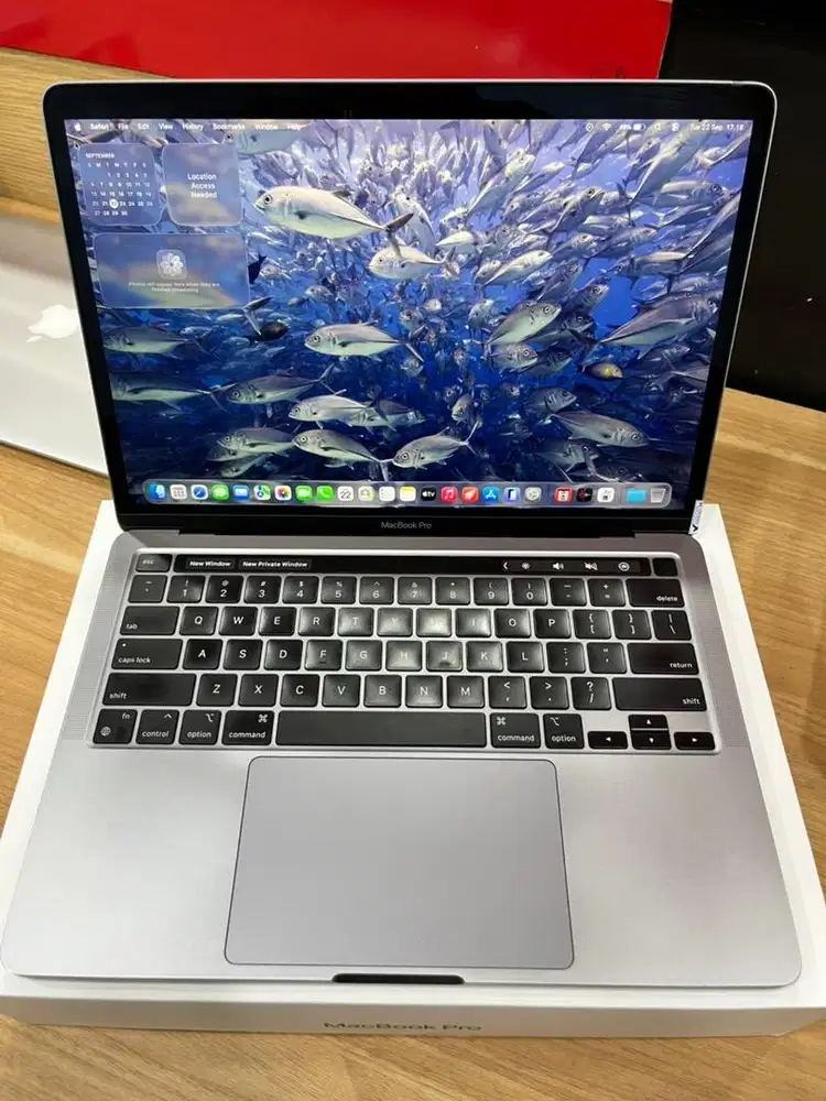 Macbook Pro M2 2022 8/256GB 13inch Fullset
