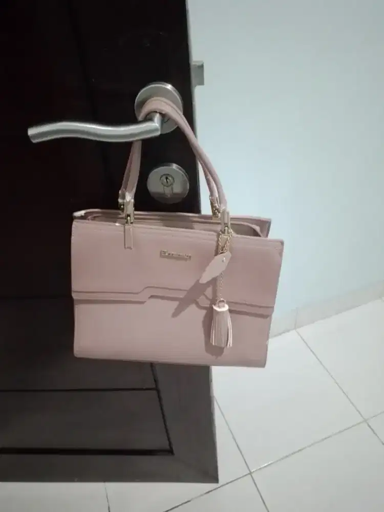 Jual Tas Merk Elizabeth