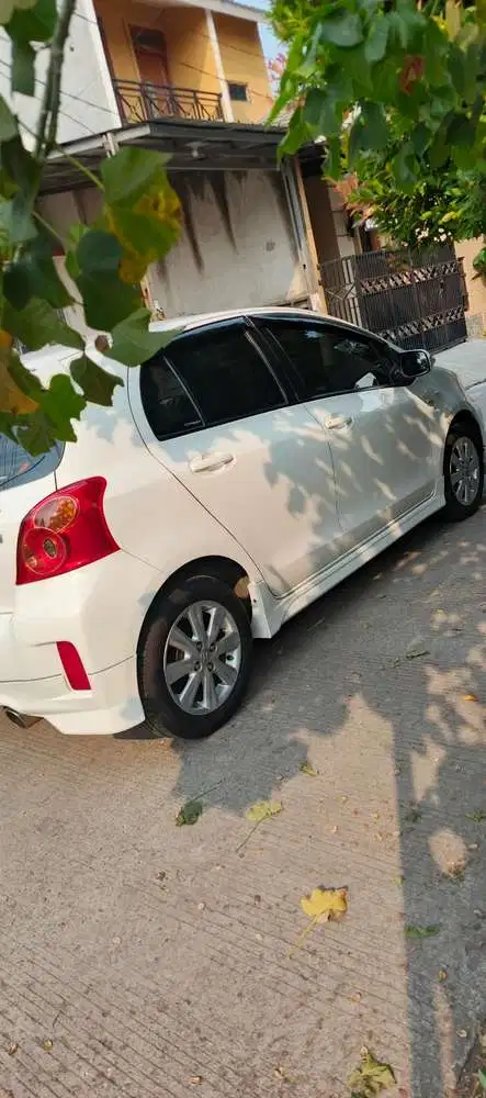 Toyota Yaris 2012 Bensin