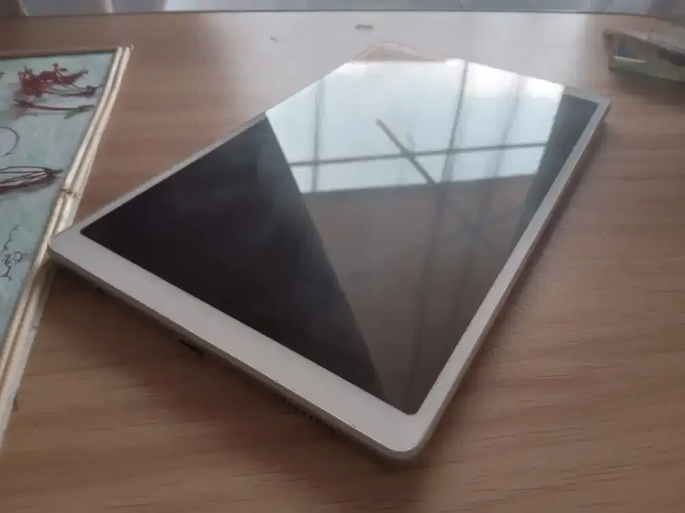 Samsung tab A7 fisik mulus tapi minus
