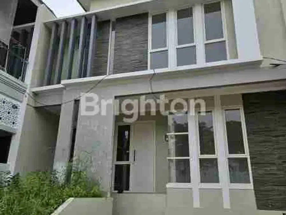 DISEWAKAN RUMAH  SIAP HUNI DALAM PERUMAHAN REGENCY