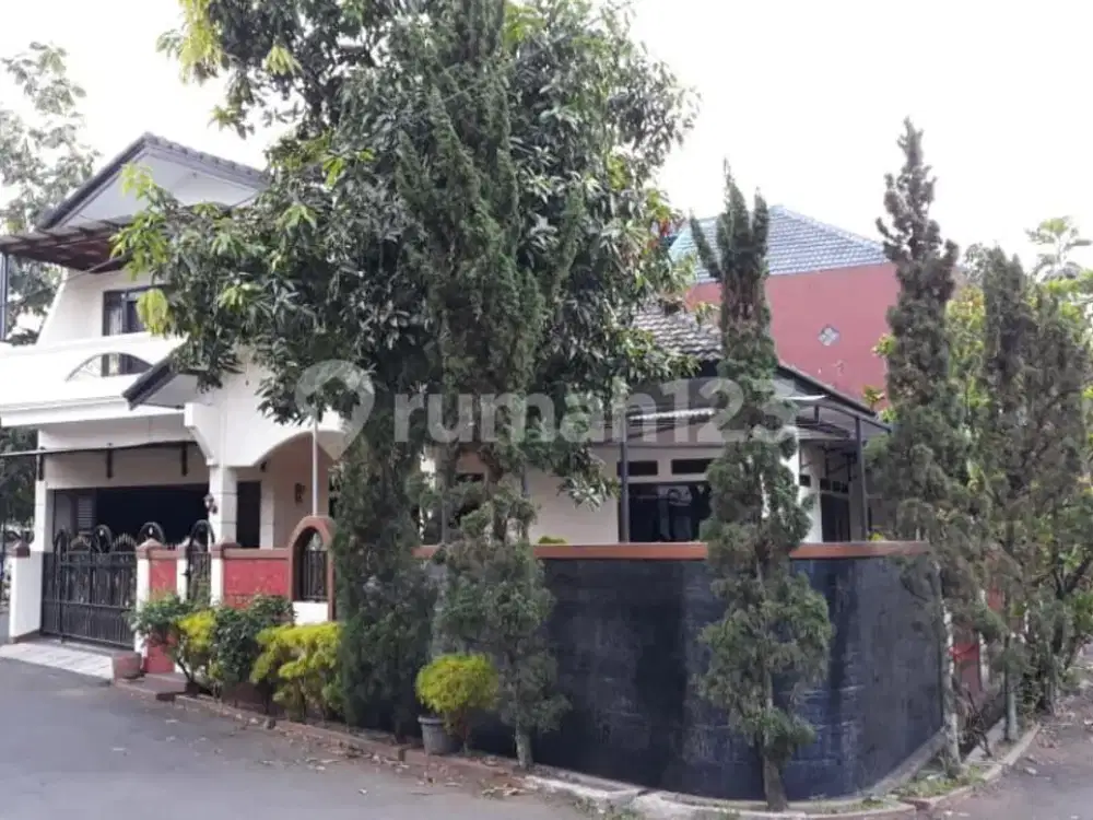 Dijual Rumah Siap Huni Posisi Hook di Antapani Bandung