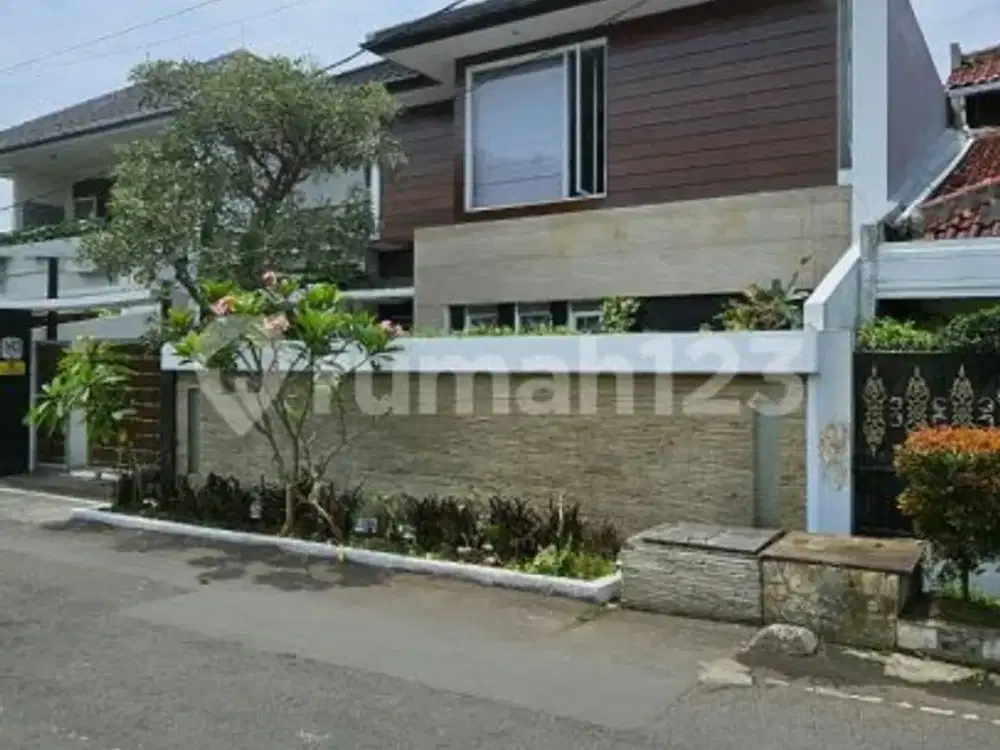 Dijual Rumah Bagus 2 Lantai Siap Huni Di Metro Margahayu Raya Bandung