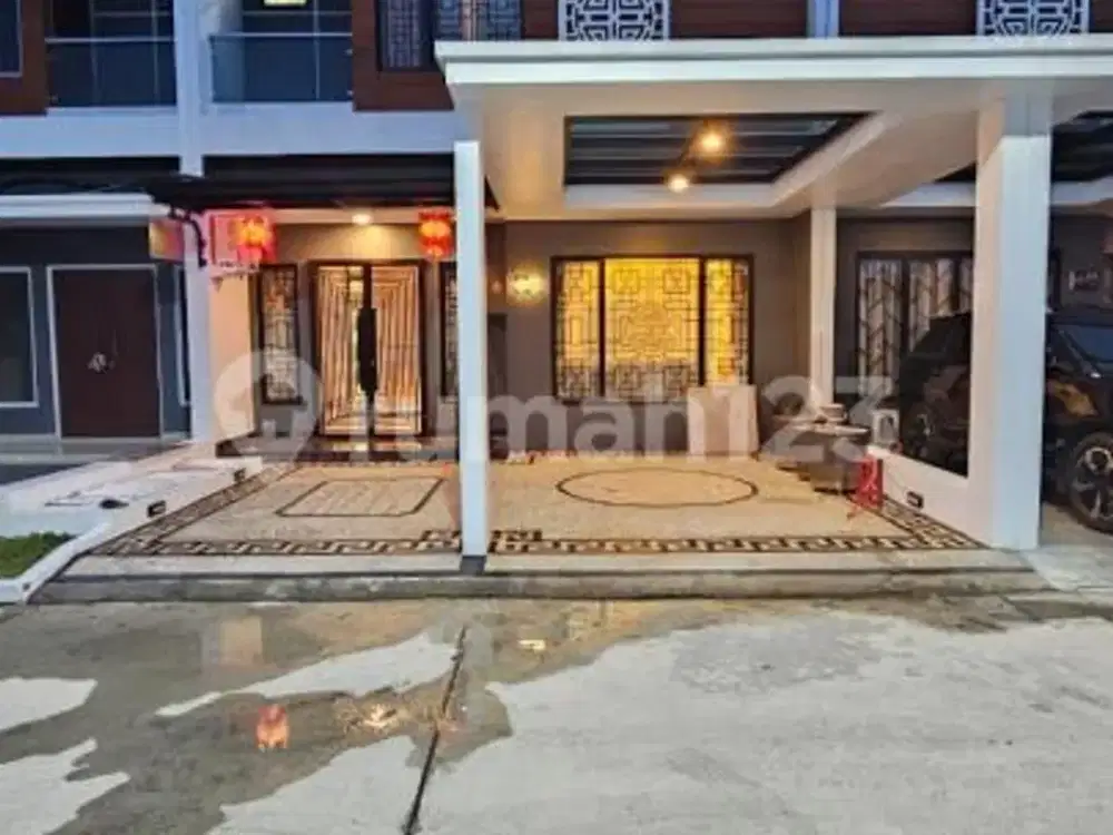 Dijual Rumah 2 Lantai Jl. Riau Ujung Pekanbaru